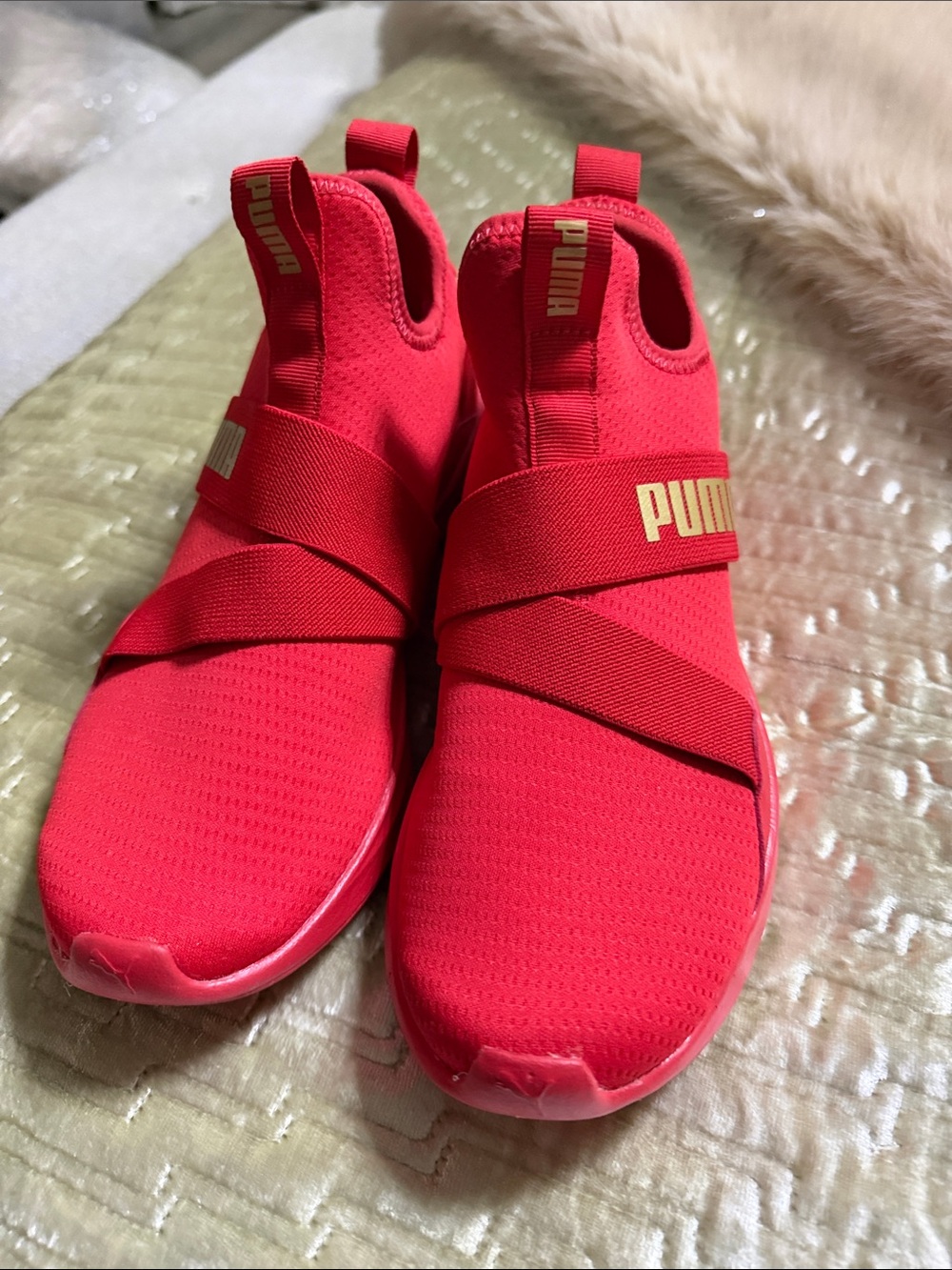 PUMA Womens Red Slip-On Athletic Shoes